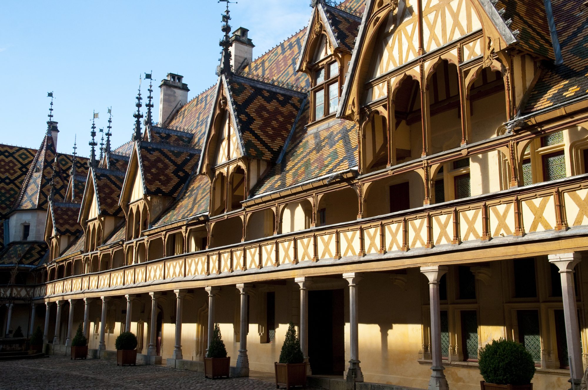 Château de Pommard Beaune Market