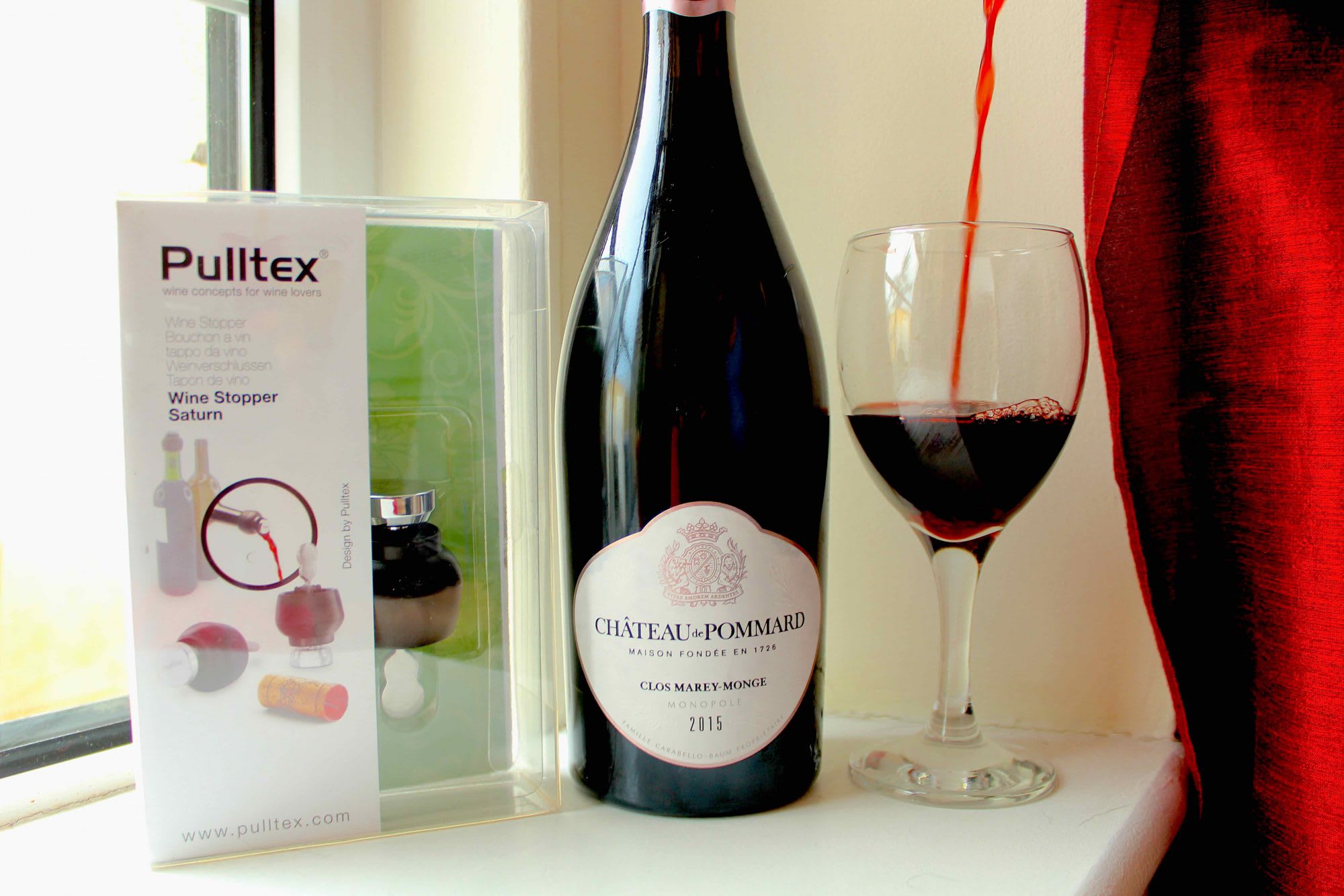 10 Gifts Wine Lovers Will Fall in Love With This Christmas