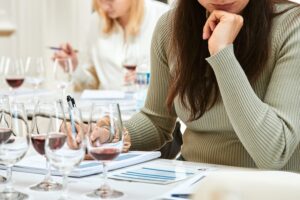 Immersion dans le monde du vin avec École V Paris