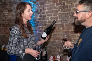 Le Clos Marey-Monge Monopole 2020 s'invite au dîner de l'IWSC